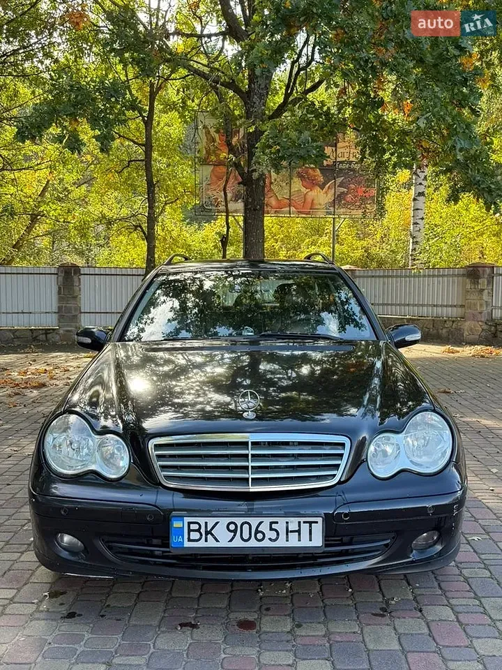 Mercedes-Benz C-Class 2007 photo 3