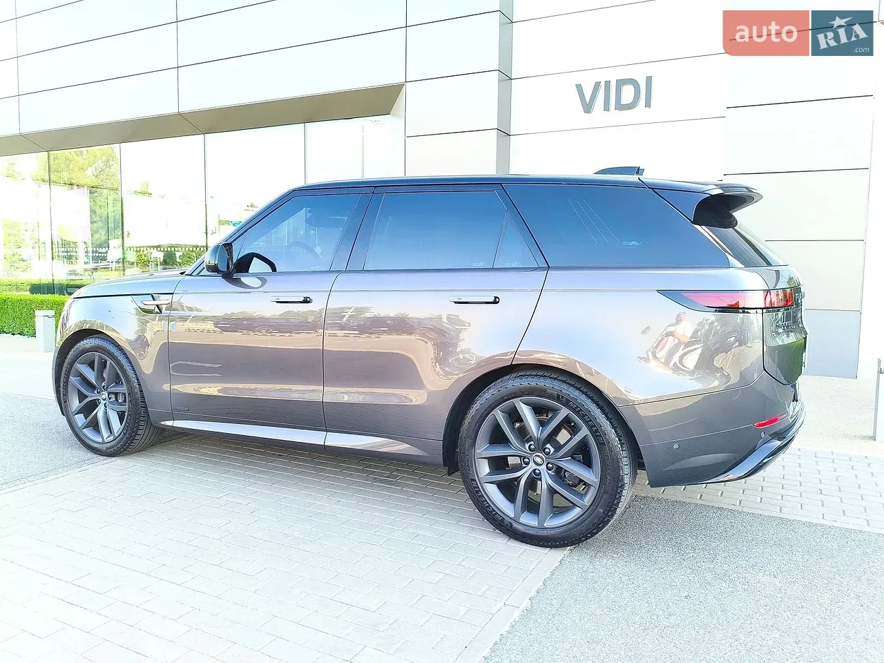 Land Rover Range Rover Sport 2025 photo 4