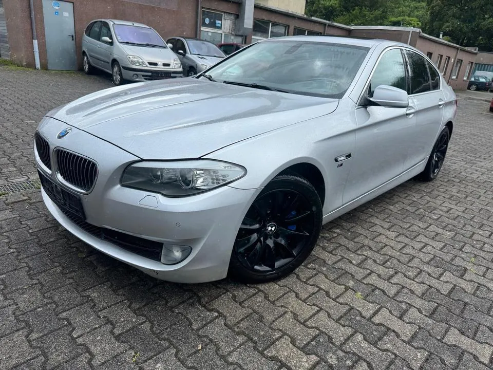 BMW 535I