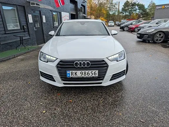 Audi A4 2016 photo 2
