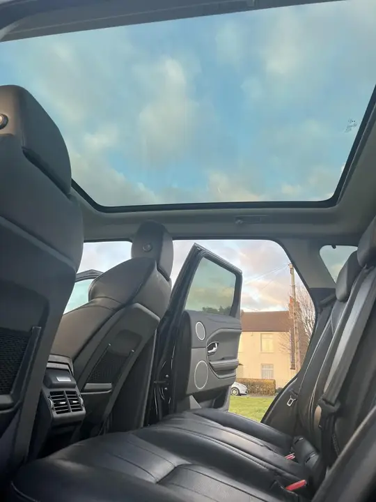 Land Rover Range Rover Evoque 2018 photo 4