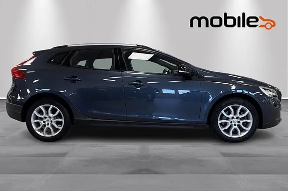 Volvo V40 Cross Country 2017 photo 2