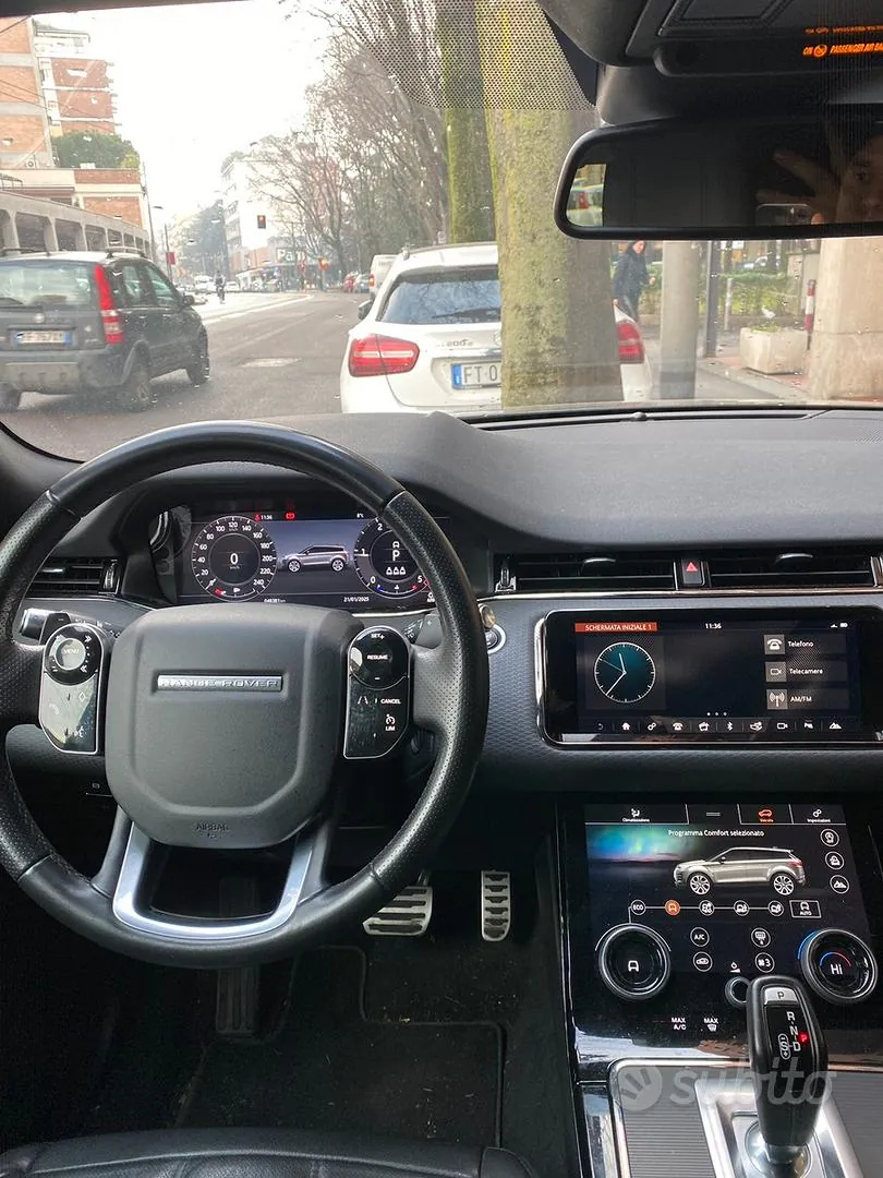 Land Rover Range Rover Evoque 2020 photo 4