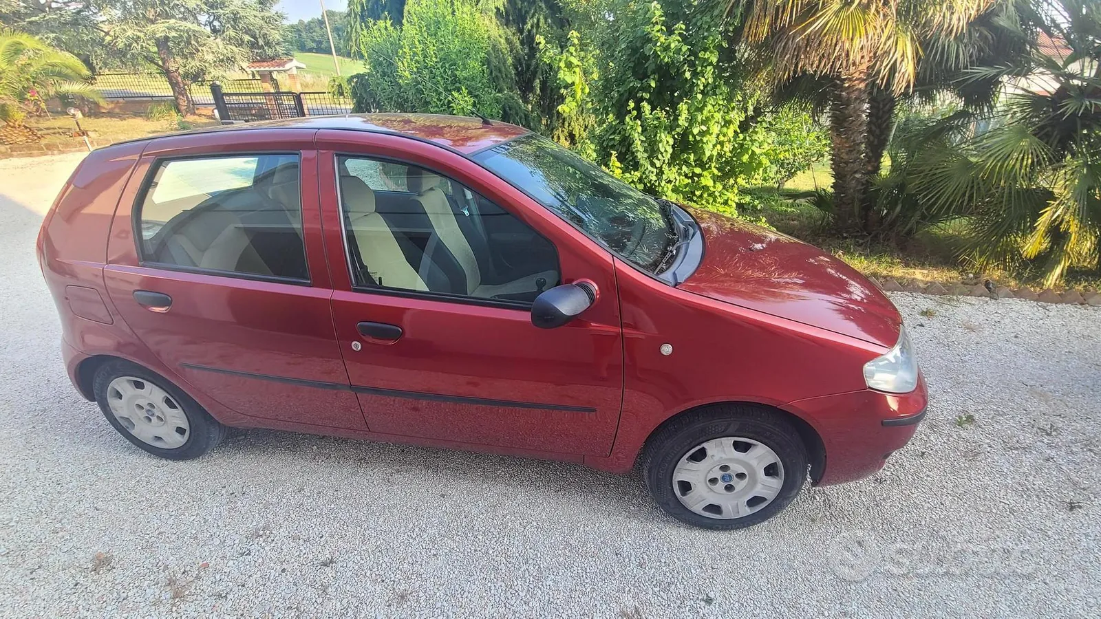 Fiat Punto 2006 photo 2