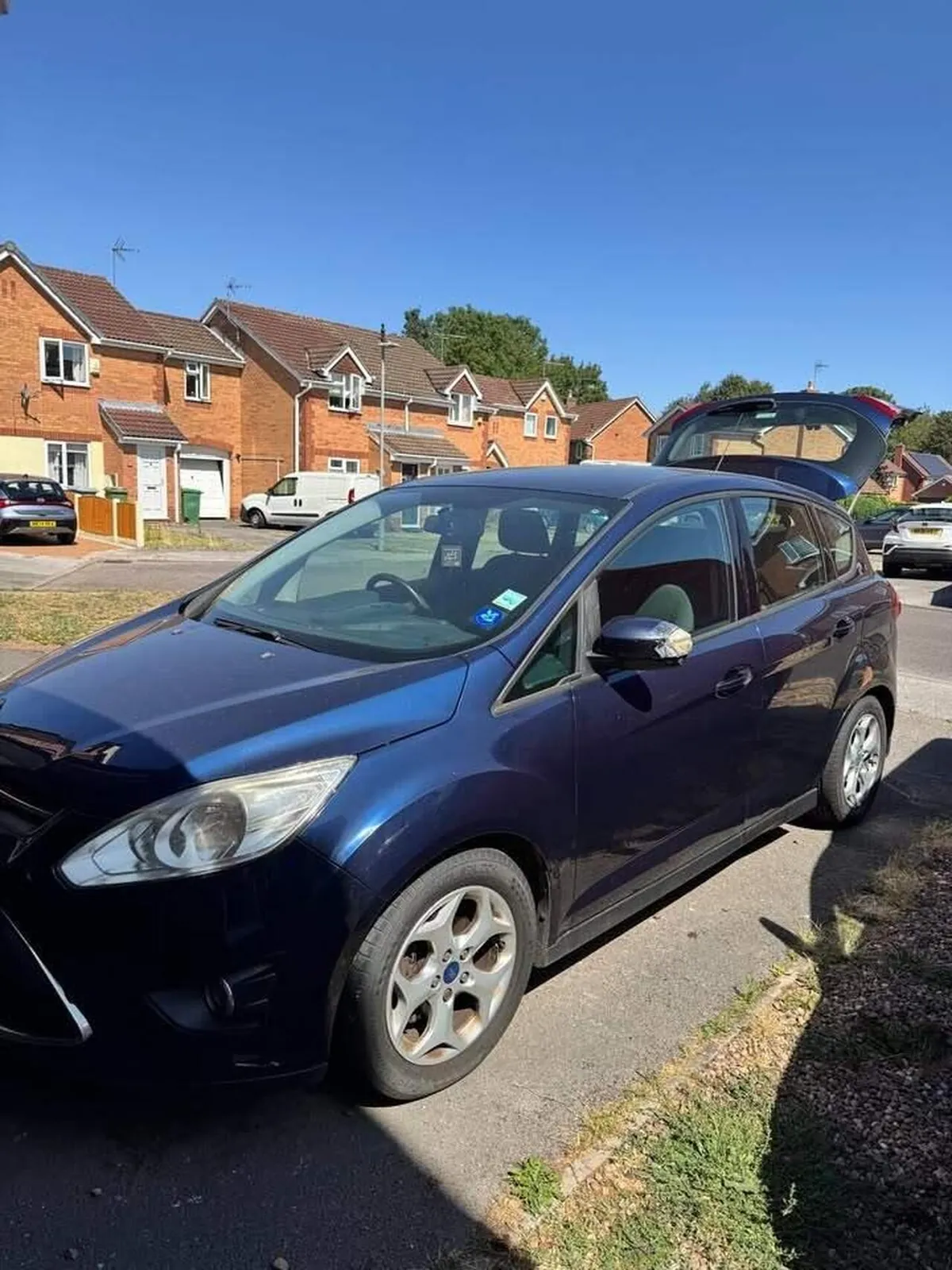 Ford C-Max 2012 photo 2