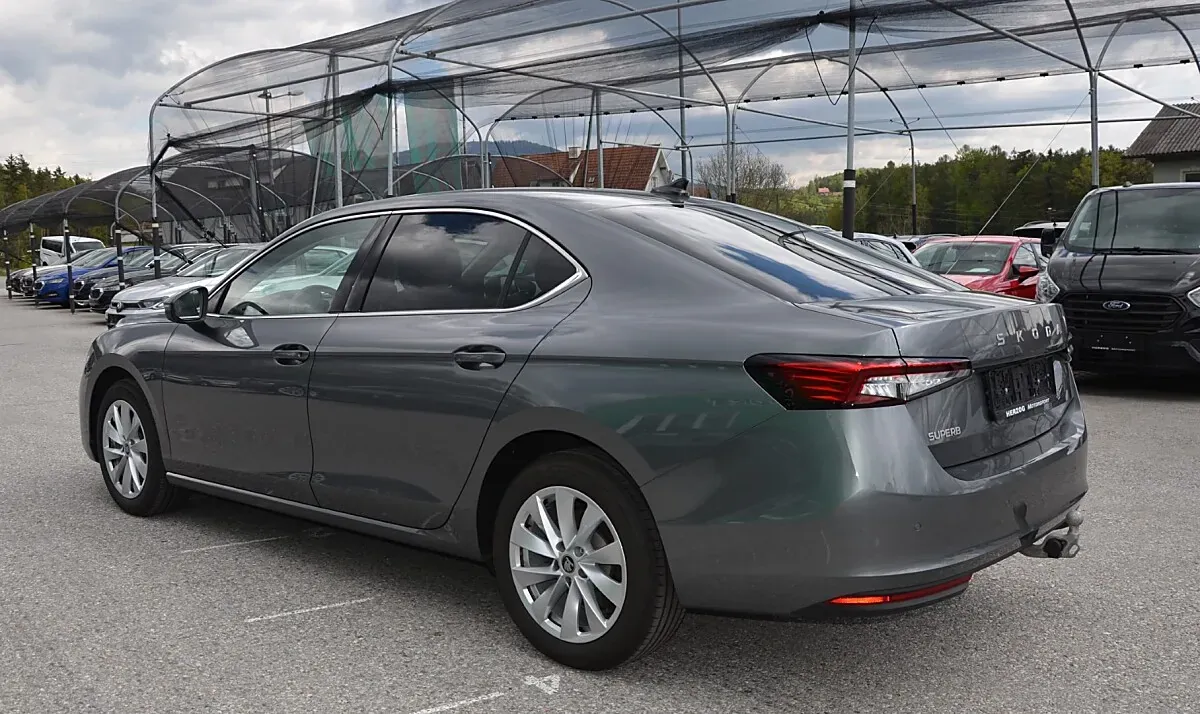 Skoda Superb 2025 photo 3