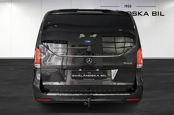 Mercedes-Benz V300 2025 photo 5