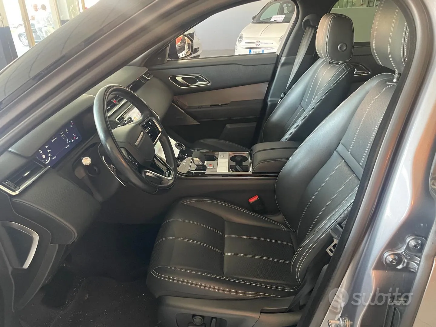 Land Rover Range Rover Velar 2021 photo 5