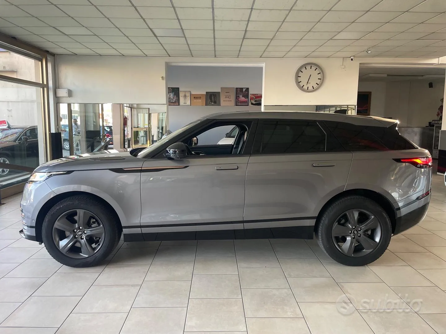 Land Rover Range Rover Velar 2021 photo 2