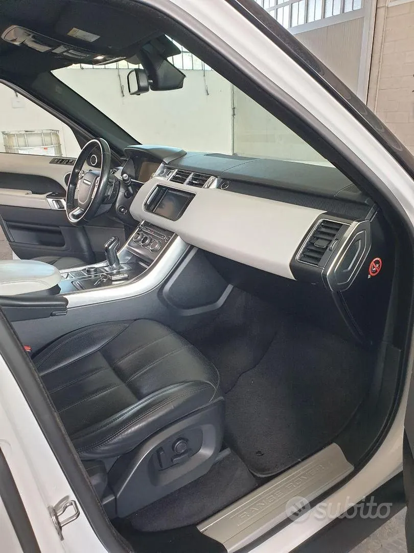 Land Rover Range Rover Sport 2015 photo 4
