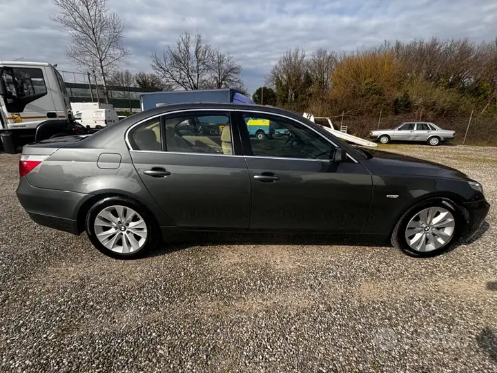 BMW 530I 2004 photo 4