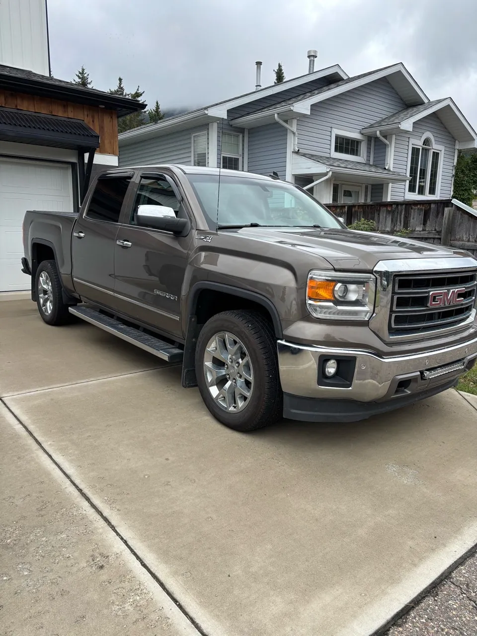 GMC Sierra 2014 photo 2