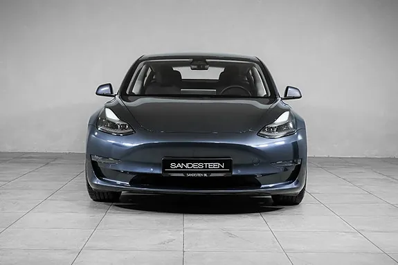 Tesla Model 3 2021 photo 2