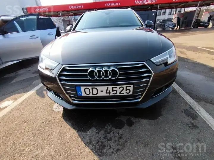 Audi A4 2016 photo 2