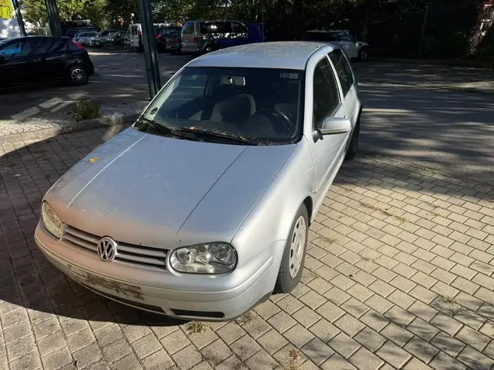 Volkswagen Golf 4