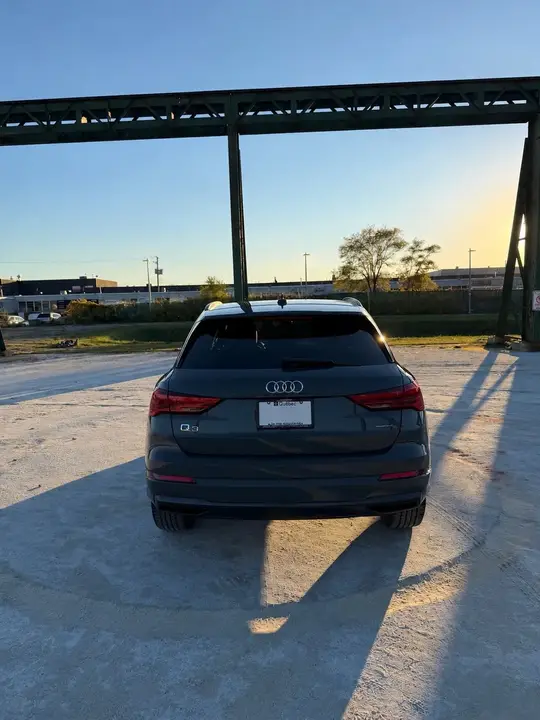 Audi Q3 2023 photo 3