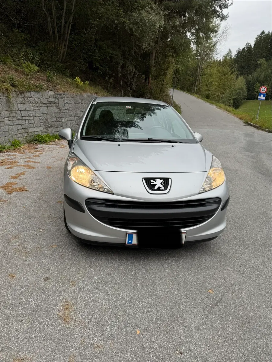 Peugeot 207