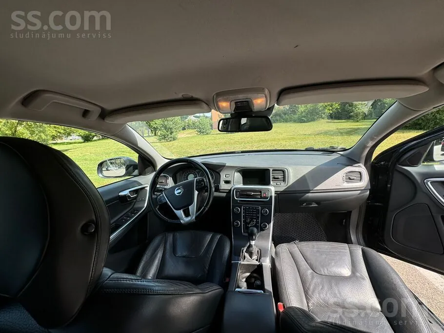 Volvo V60 2012 photo 5