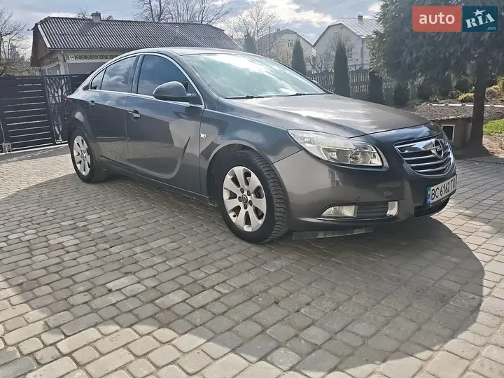 Opel Insignia 2011 photo 4