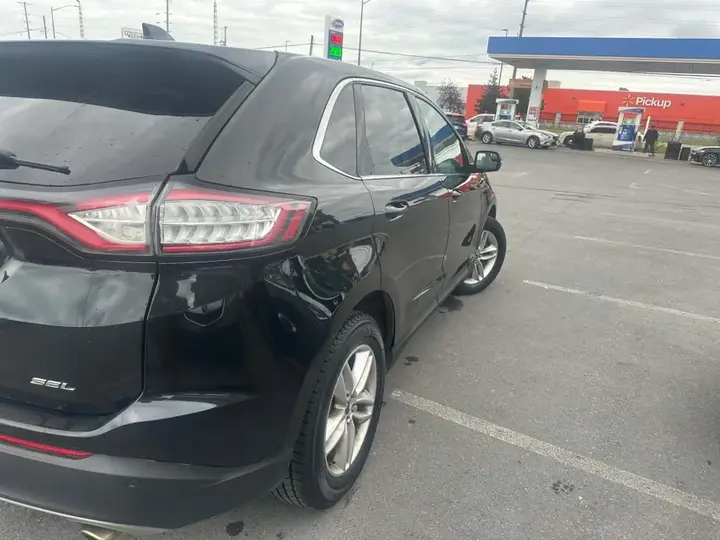 Ford Edge 2015 photo 2