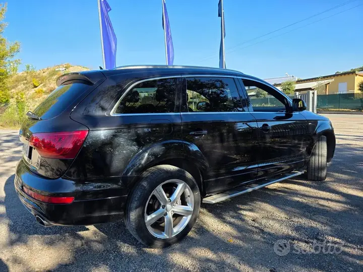 Audi Q7 2014 photo 4