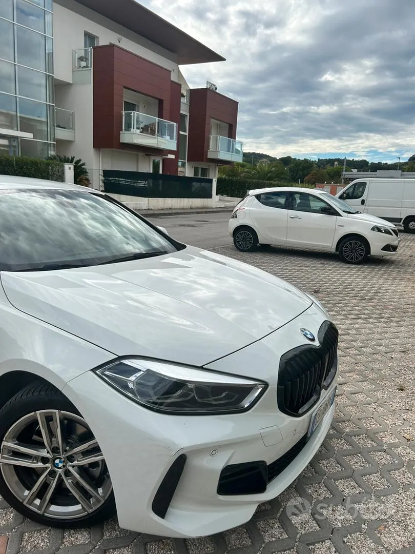 BMW 1 Series 2021 photo 2