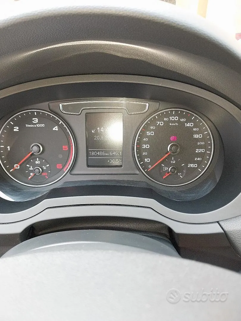 Audi Q3 2016 photo 5