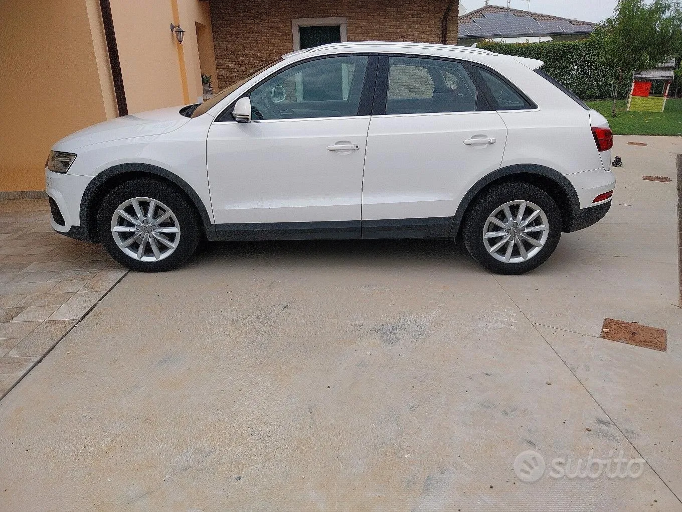 Audi Q3 2016 photo 4