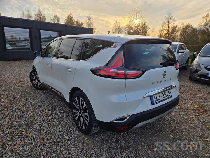 Renault Espace 2016 photo 2