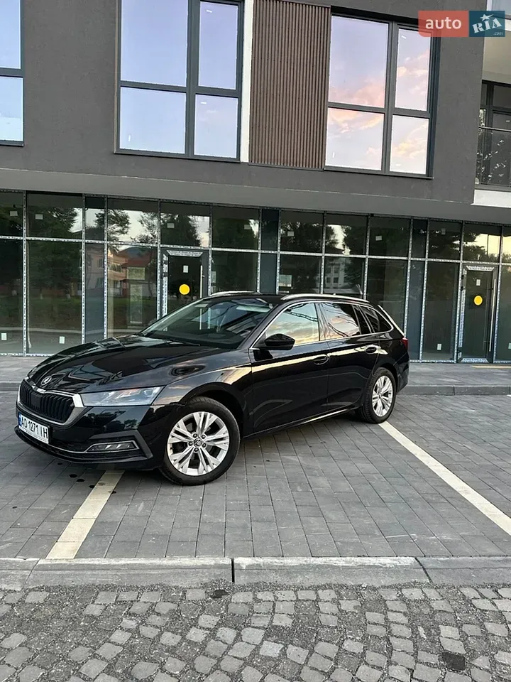 Skoda Octavia 2021 photo 4