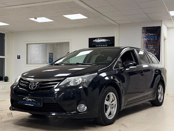 Toyota Avensis 2012 photo 5