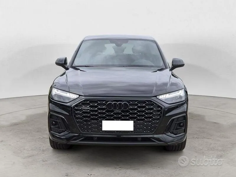 Audi Q5 2022 photo 2