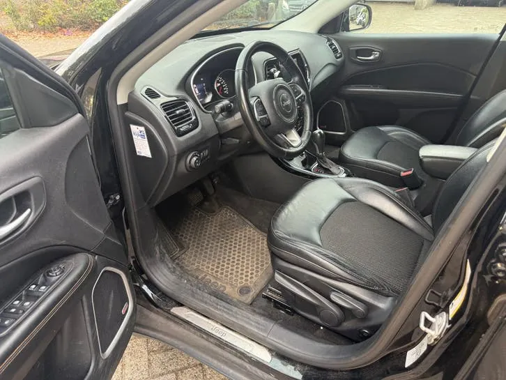 Jeep Compass 2017 photo 2