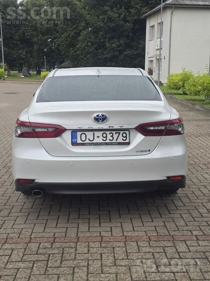 Toyota Camry 2023 photo 5