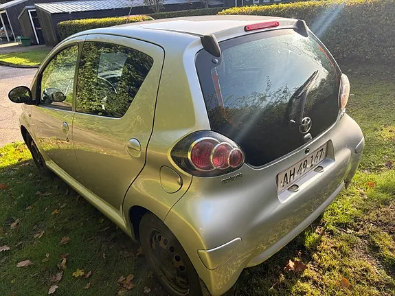 Toyota Aygo 2010 photo 4