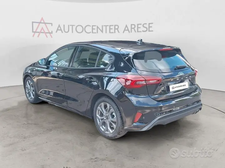 Ford Focus 2024 photo 3
