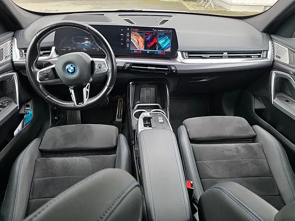 BMW Ix1 2023 photo 5