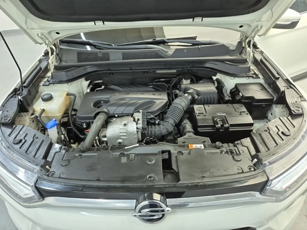 KG Mobility Korando 2019 photo 5