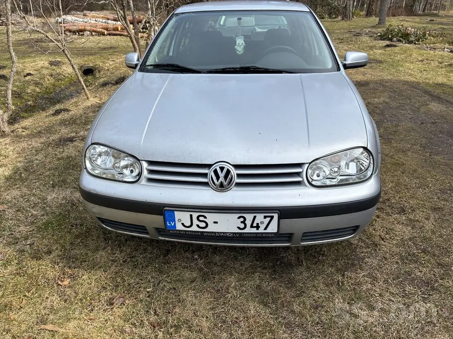 Volkswagen Golf 4 2000 photo 2