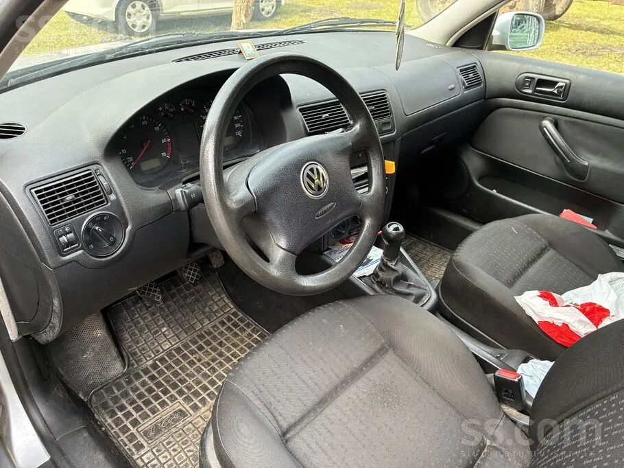 Volkswagen Golf 4 2000 photo 5