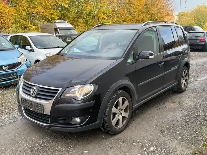 Volkswagen Cross Touran