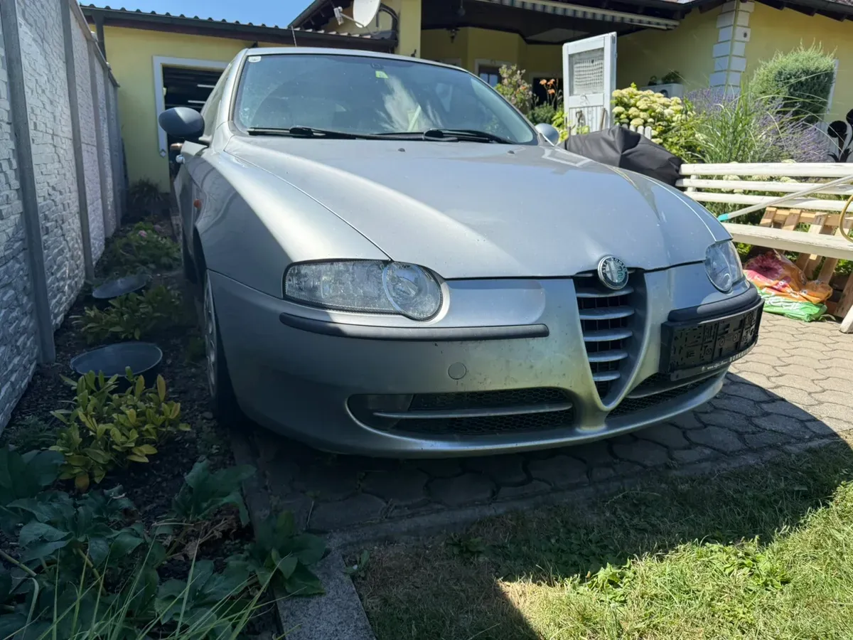 Alfa Romeo 147 2003 photo 3