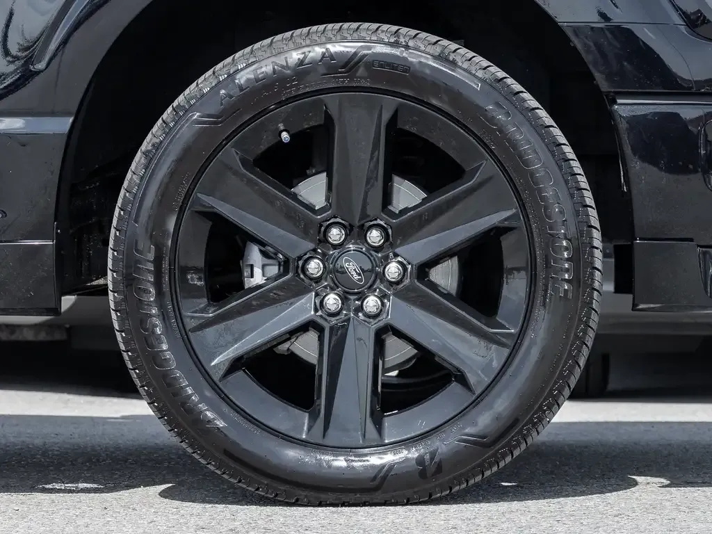 Ford F-150 2025 photo 4