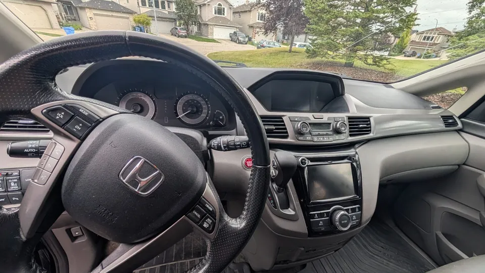 Honda Odyssey 2016 photo 5