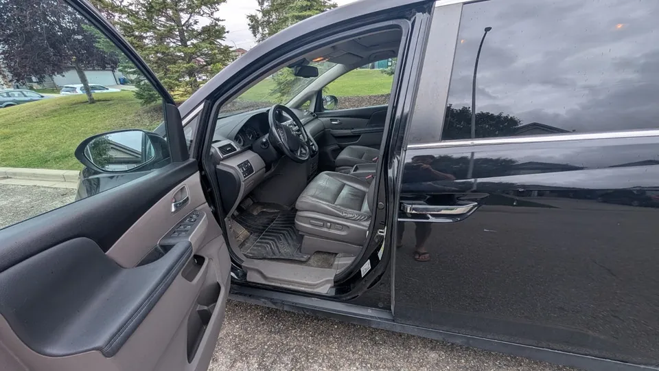 Honda Odyssey 2016 photo 3