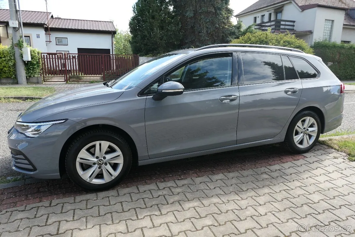 Volkswagen Golf Combi 2022 photo 4