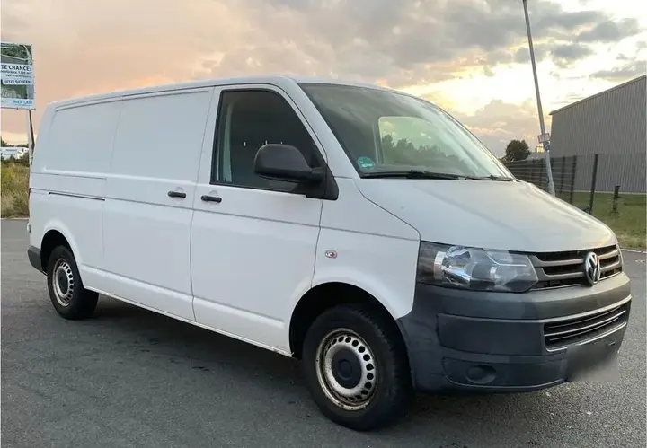 Volkswagen Bus T5