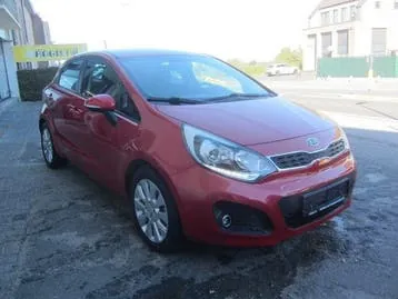 Kia Rio 2012 photo 3