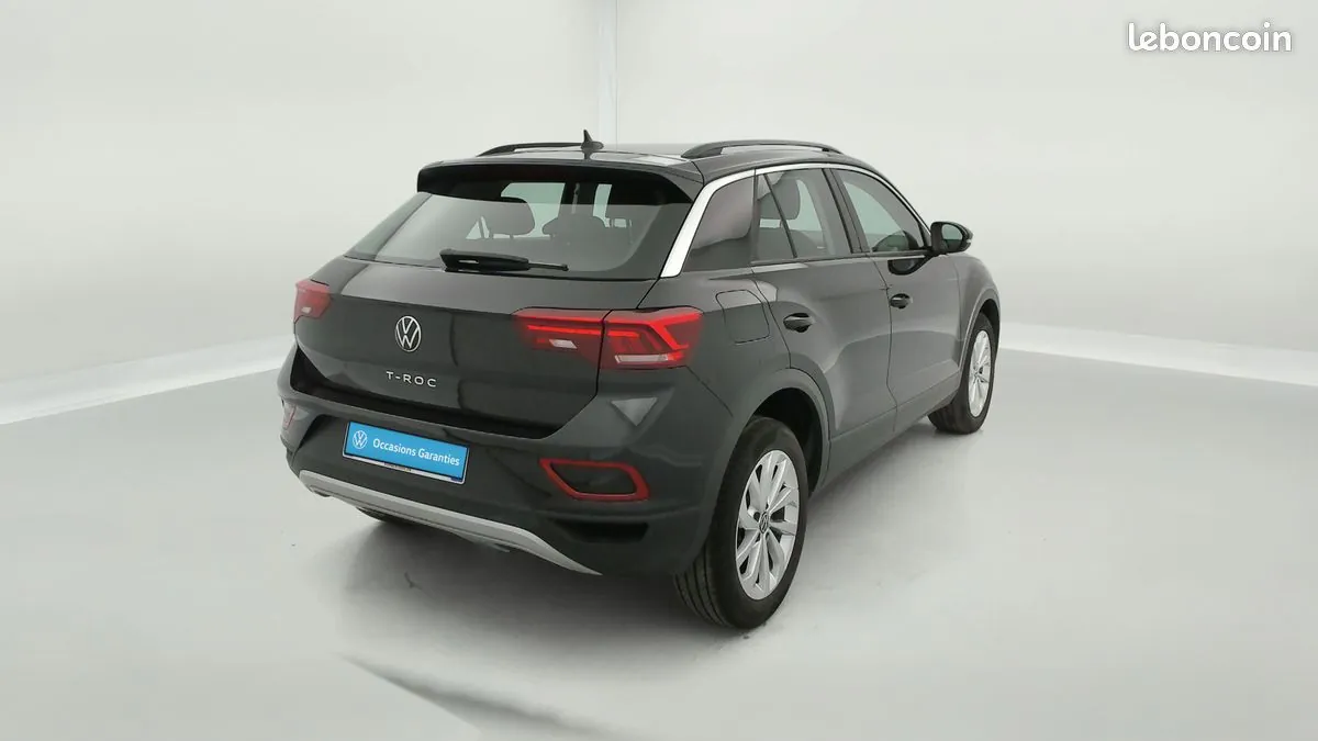 Volkswagen T-Roc 2023 photo 4