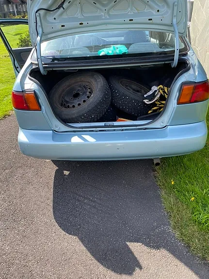 Nissan Almera 1996 photo 3